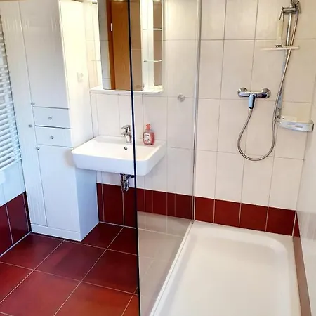 Ferienwohnung Mit Garten In Апартаменты Кюлунгсборн