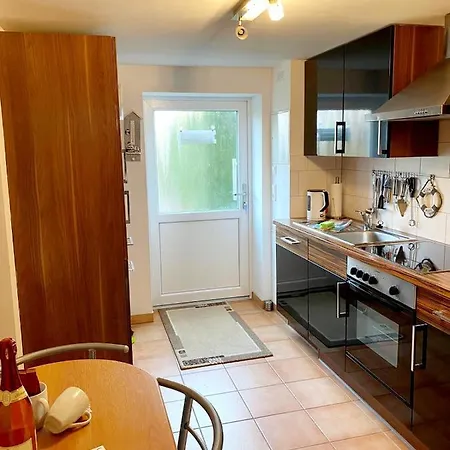 Ferienwohnung Mit Garten In Апартаменты *